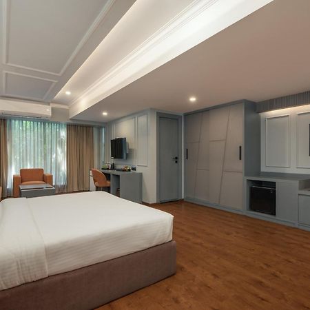 Pelican Inn Бангалор Екстериор снимка